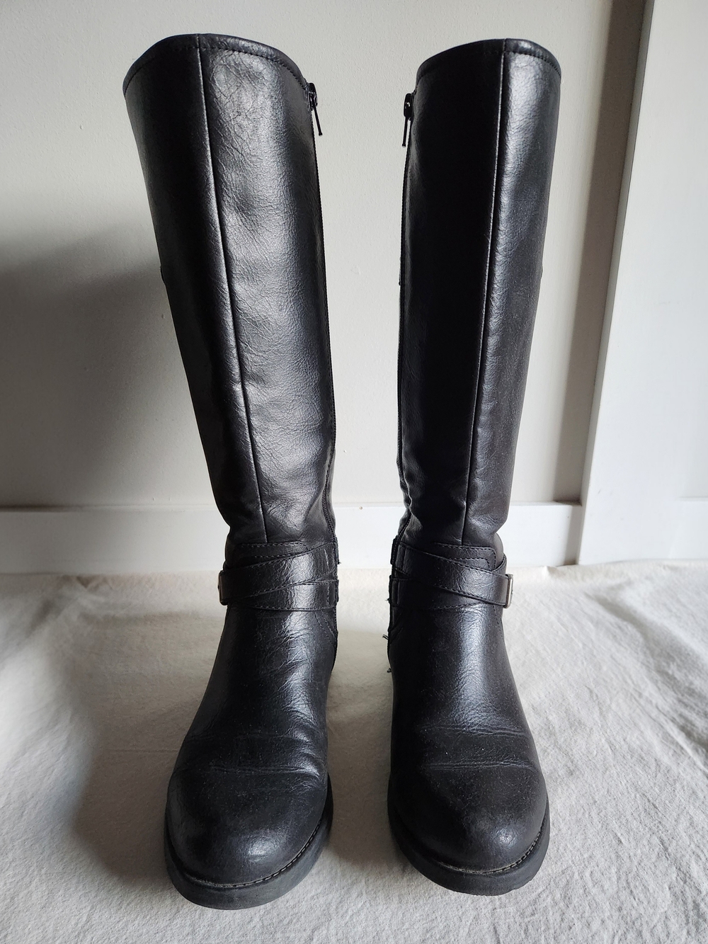 Black Knee-High Buckle Riding Boots/Moto Boots - Picture 4 of 11